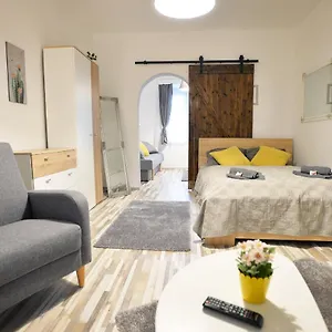Apartament Castle Garden, Eger